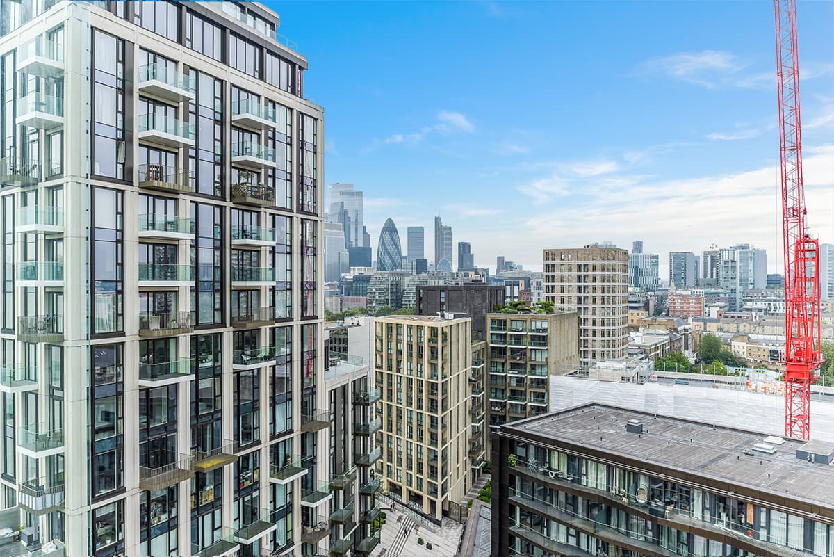 Crown Luxury Homes - Cashmere Wharf View of London