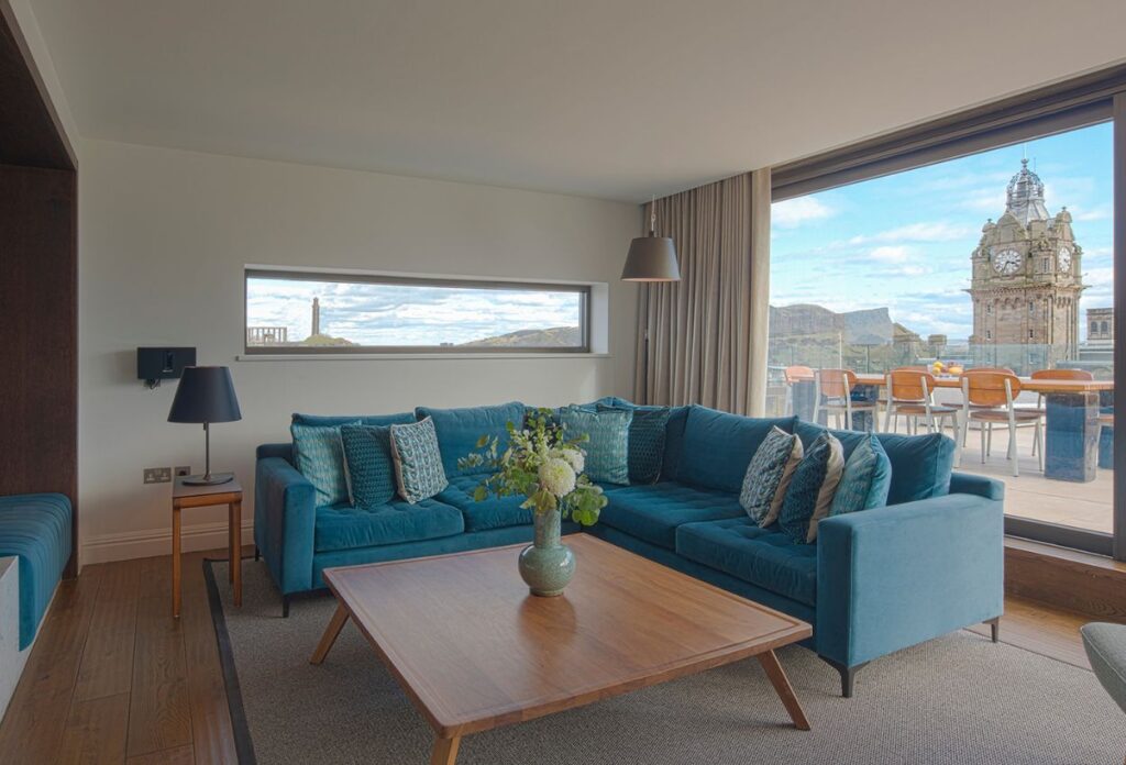 Cheval Collection | Crown Luxury Homes